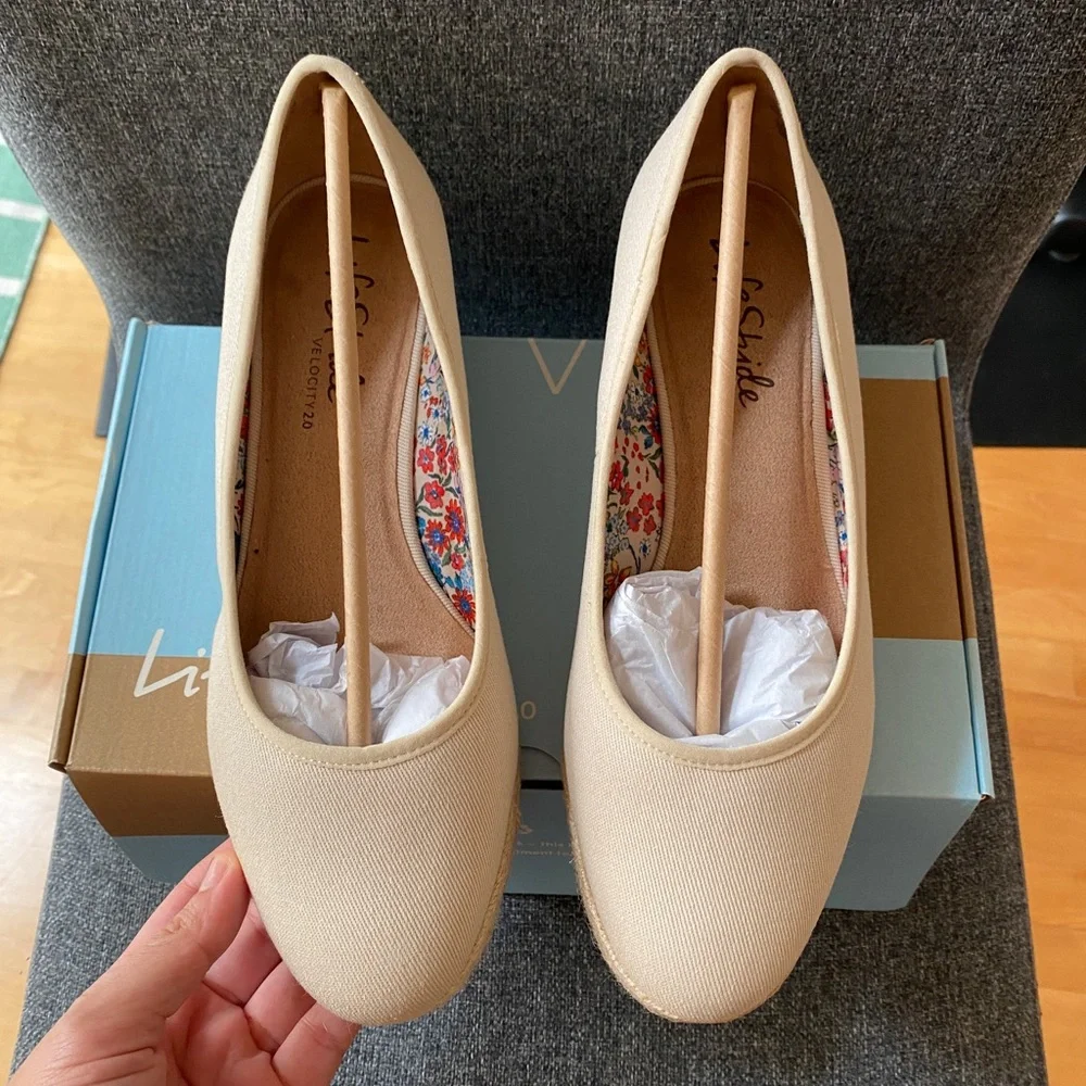 LIFESTRIDE Canvas Wedge Pumps